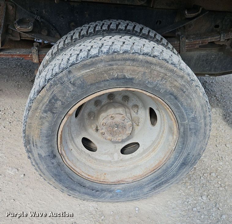 image for item EI3878 2013 Ford F550 Super Duty XL dump truck