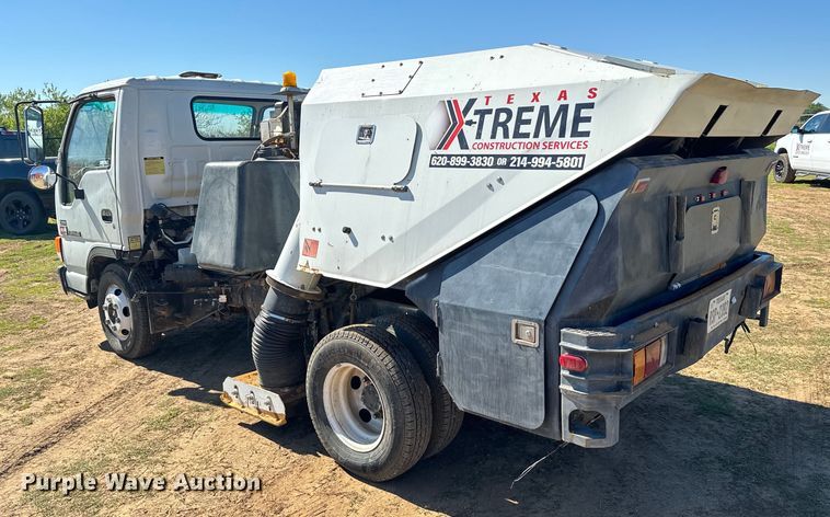 image for item EJ0454 1996 GMC Forward street sweeper truck