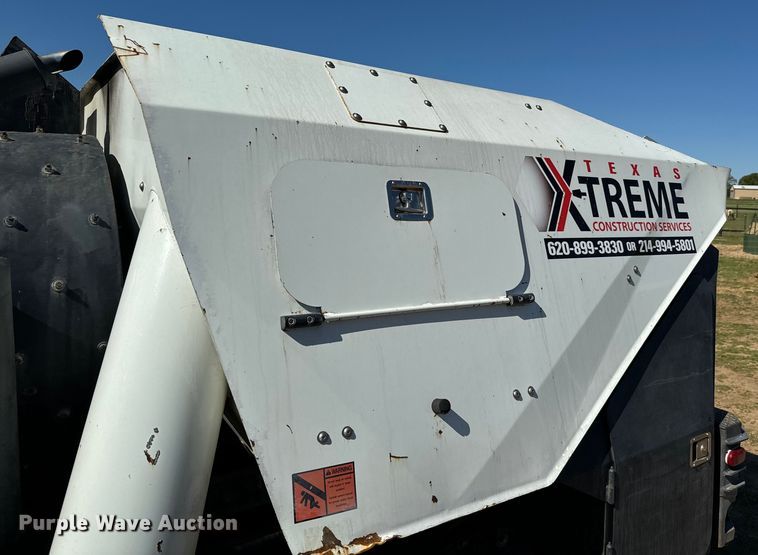 image for item EJ0454 1996 GMC Forward street sweeper truck