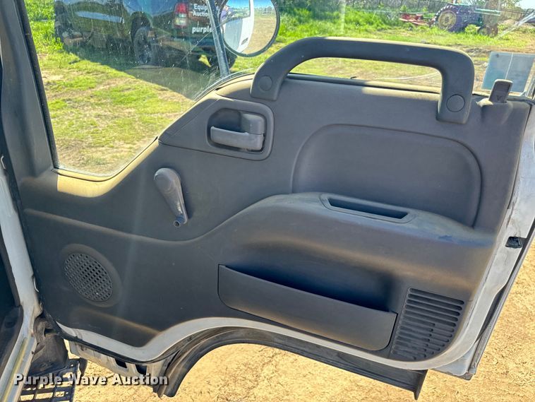 image for item EJ0454 1996 GMC Forward street sweeper truck