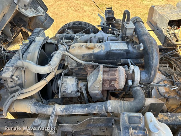 image for item EJ0454 1996 GMC Forward street sweeper truck