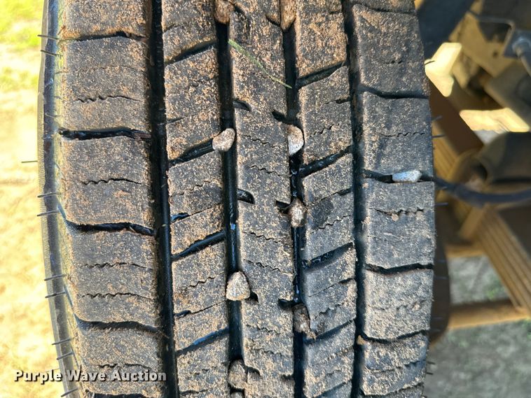 image for item EJ0454 1996 GMC Forward street sweeper truck