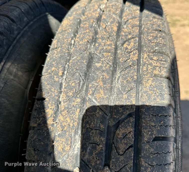 image for item EJ0454 1996 GMC Forward street sweeper truck