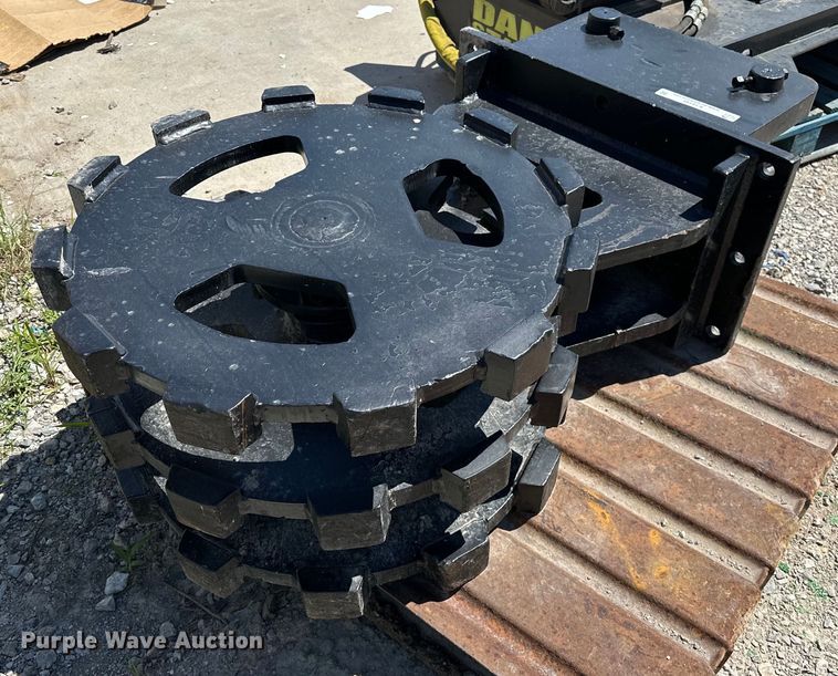 image for item EJ4348 Excavator compaction wheel 