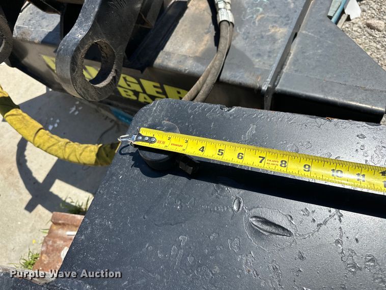 image for item EJ4348 Excavator compaction wheel 