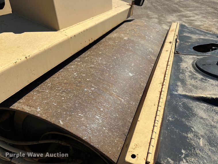 image for item EJ4353 Hypac 766C  double drum vibratory roller