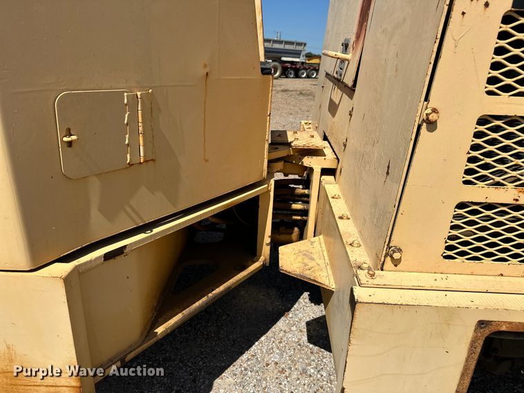 image for item EJ4353 Hypac 766C  double drum vibratory roller