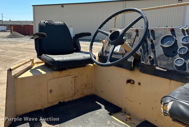 image for item EJ4353 Hypac 766C  double drum vibratory roller