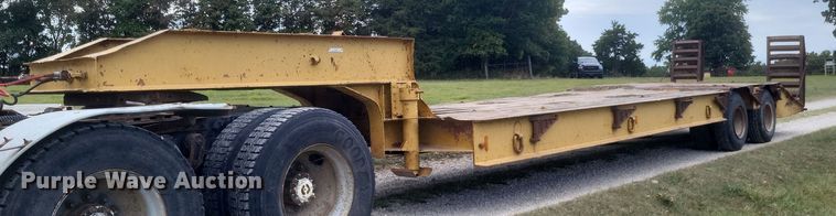 image for item EJ5508 1967 Fruehauf equipment trailer