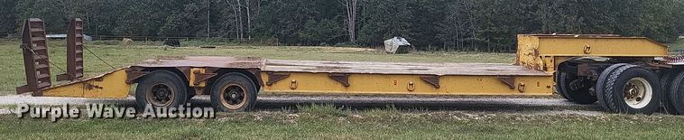 image for item EJ5508 1967 Fruehauf equipment trailer