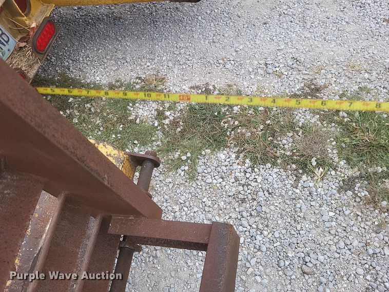 image for item EJ5508 1967 Fruehauf equipment trailer