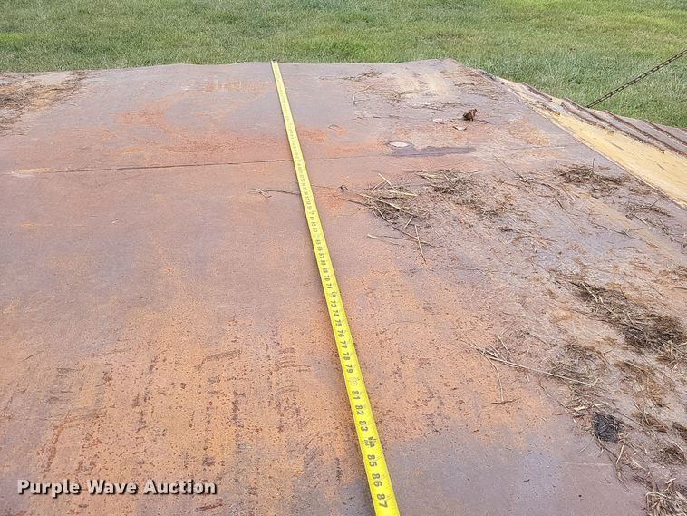 image for item EJ5508 1967 Fruehauf equipment trailer