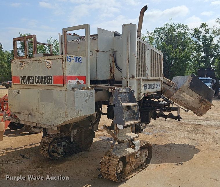 image for item EJ5512 2005 Power curber 5700 Super B curb machine