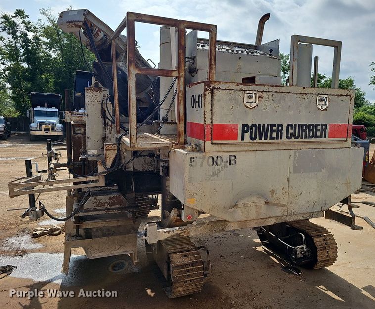 image for item EJ5512 2005 Power curber 5700 Super B curb machine