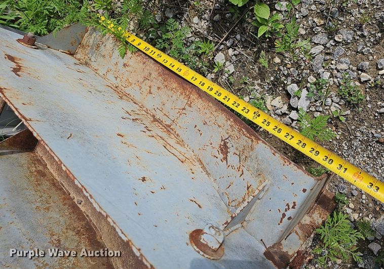 image for item EJ5512 2005 Power curber 5700 Super B curb machine