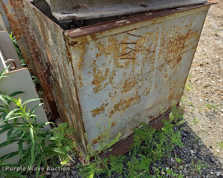 image for item EJ5512 2005 Power curber 5700 Super B curb machine