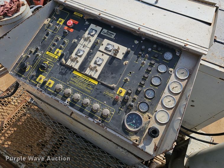 image for item EJ5512 2005 Power curber 5700 Super B curb machine