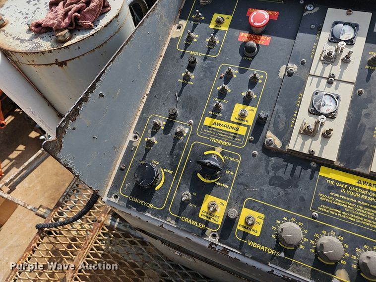 image for item EJ5512 2005 Power curber 5700 Super B curb machine