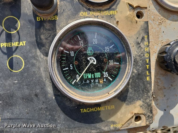 image for item EJ5512 2005 Power curber 5700 Super B curb machine