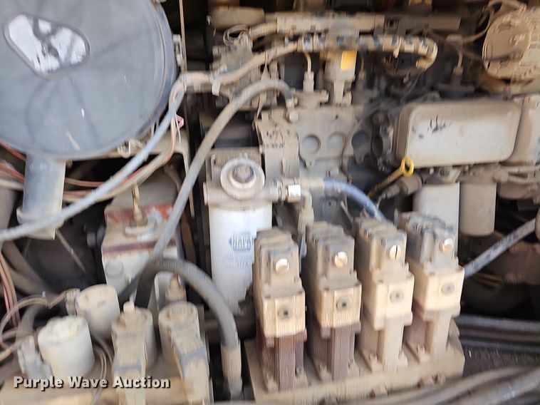 image for item EJ5512 2005 Power curber 5700 Super B curb machine