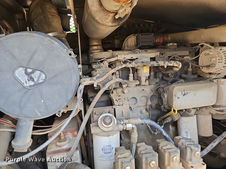 image for item EJ5512 2005 Power curber 5700 Super B curb machine