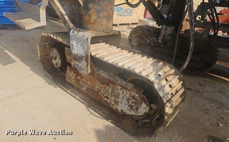 image for item EJ5512 2005 Power curber 5700 Super B curb machine