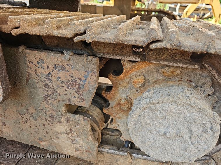 image for item EJ5512 2005 Power curber 5700 Super B curb machine