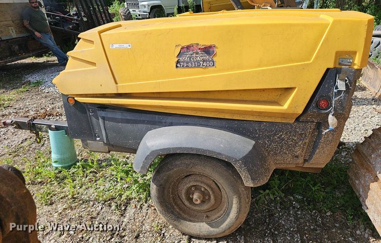 image for item EJ5514 2010 Atlas Copco XAS185JDRSC air compressor