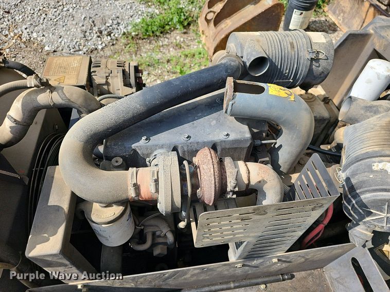 image for item EJ5514 2010 Atlas Copco XAS185JDRSC air compressor