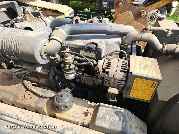 image for item EJ5514 2010 Atlas Copco XAS185JDRSC air compressor