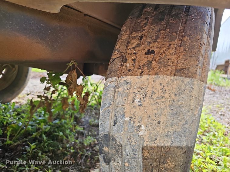 image for item EJ5514 2010 Atlas Copco XAS185JDRSC air compressor