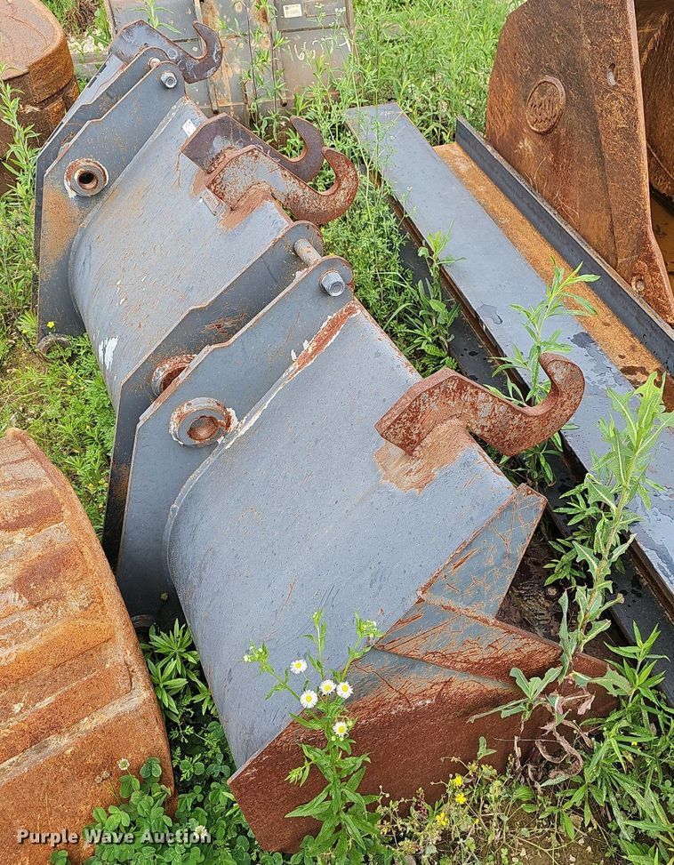 image for item EJ5516 Case 84