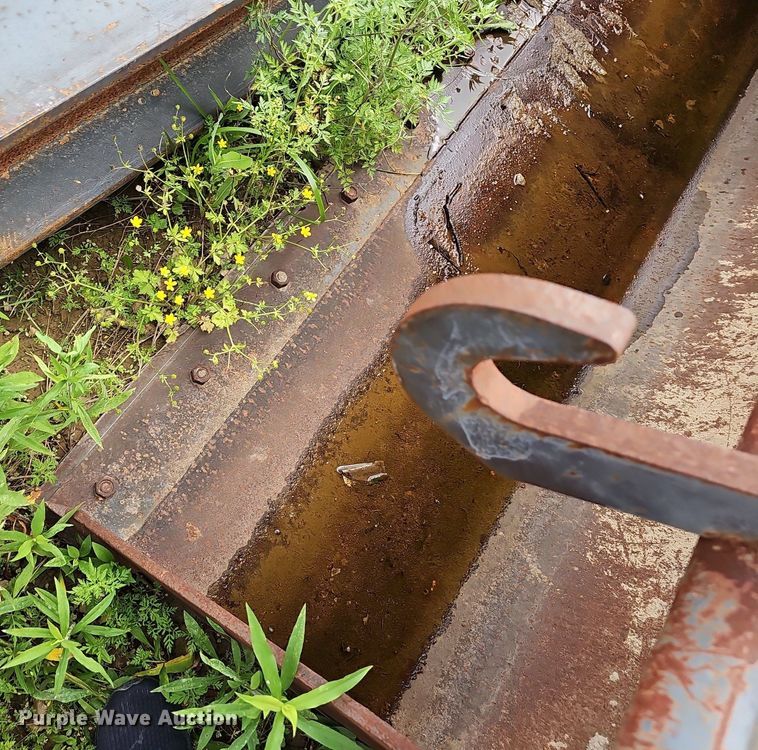 image for item EJ5516 Case 84