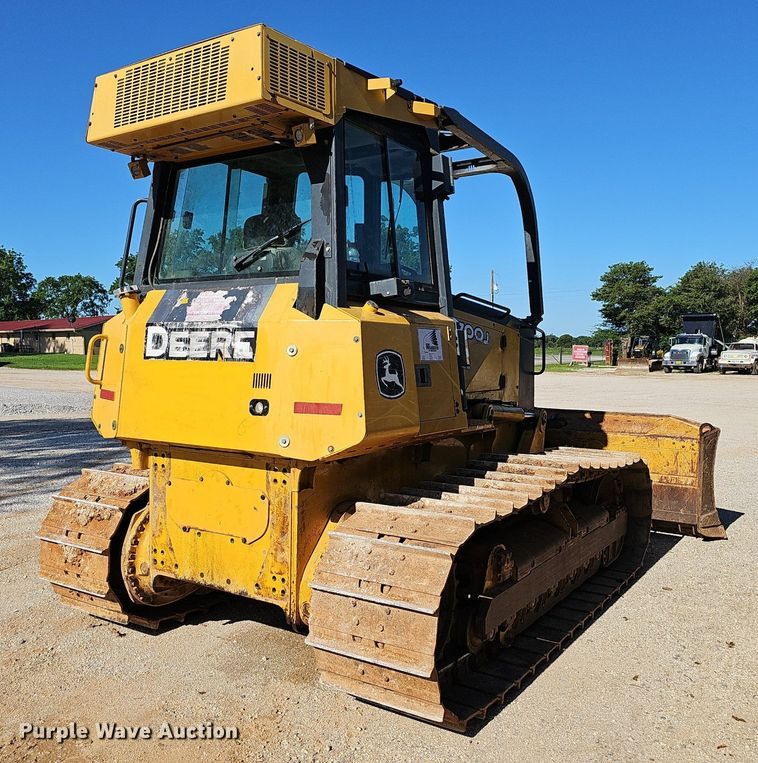 image for item EJ5614 2009 John Deere  700J dozer