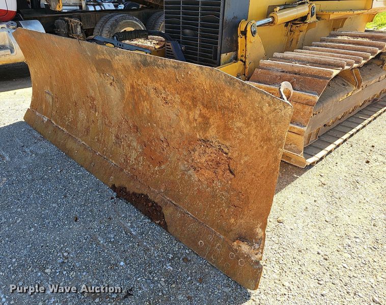 image for item EJ5614 2009 John Deere  700J dozer