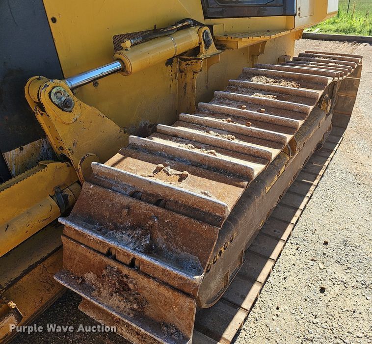 image for item EJ5614 2009 John Deere  700J dozer