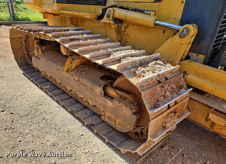 image for item EJ5614 2009 John Deere  700J dozer