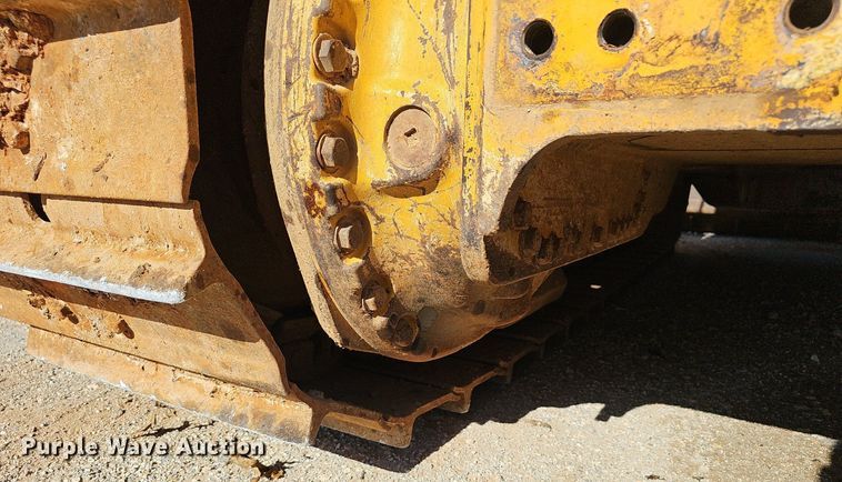 image for item EJ5614 2009 John Deere  700J dozer