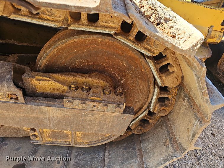 image for item EJ5614 2009 John Deere  700J dozer