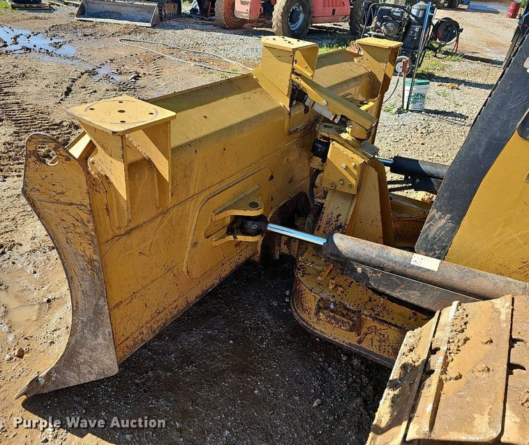 image for item EJ5615 2013 Caterpillar  D5K2 XL dozer