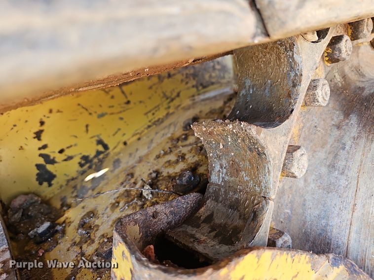 image for item EJ5615 2013 Caterpillar  D5K2 XL dozer