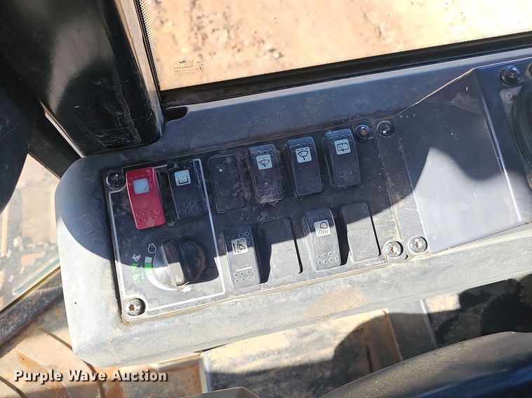 image for item EJ5615 2013 Caterpillar  D5K2 XL dozer