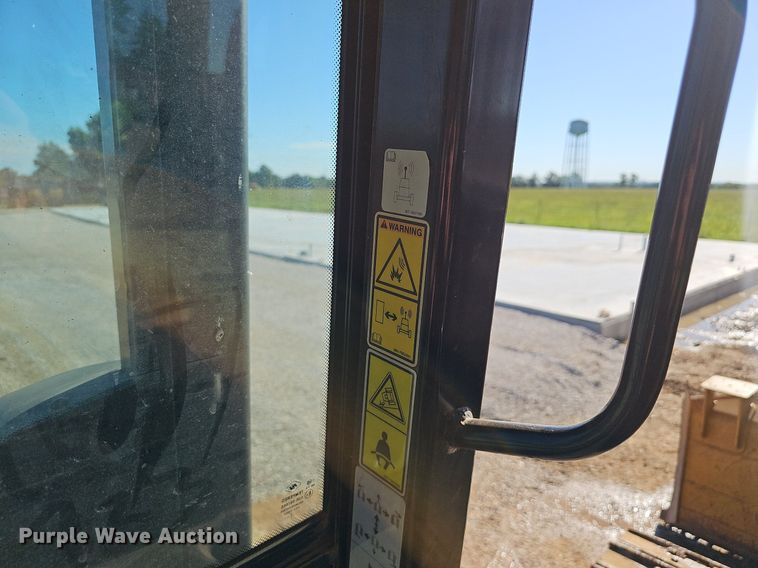 image for item EJ5615 2013 Caterpillar  D5K2 XL dozer