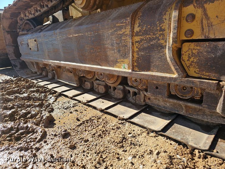 image for item EJ5615 2013 Caterpillar  D5K2 XL dozer