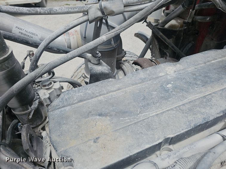 image for item EJ5623 2005 Peterbilt  357 dump truck