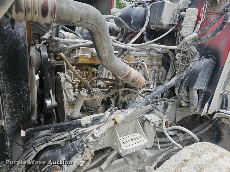 image for item EJ5623 2005 Peterbilt  357 dump truck