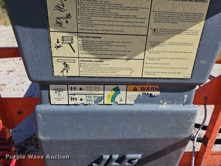 image for item EJ5625 JLG 600S boom lift