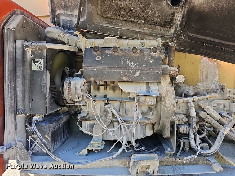 image for item EJ5625 JLG 600S boom lift