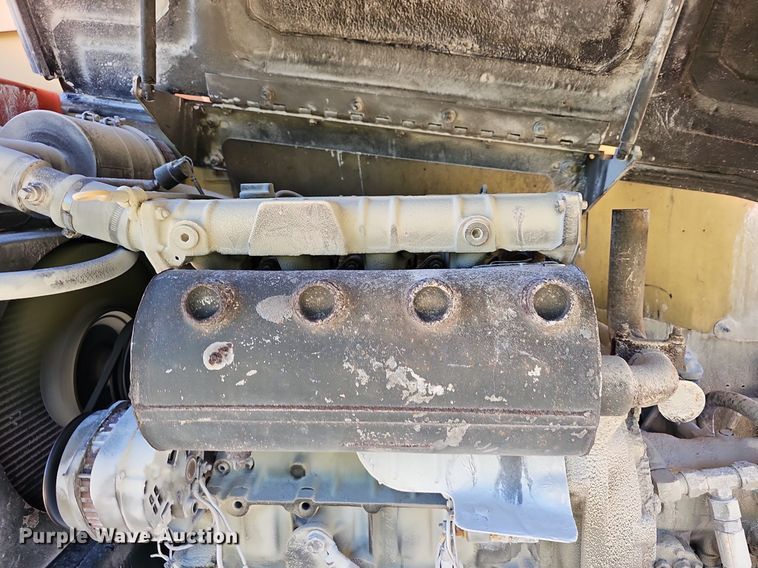 image for item EJ5625 JLG 600S boom lift