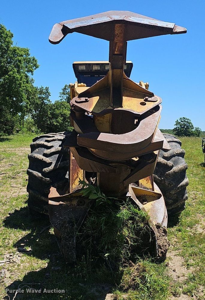 image for item EJ5626 2000 Hydro Ax 511EX feller buncher 